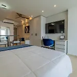 Cartagena Beach Resort 1611